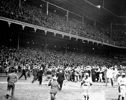 Crowd envelops Vander Meer after the game.